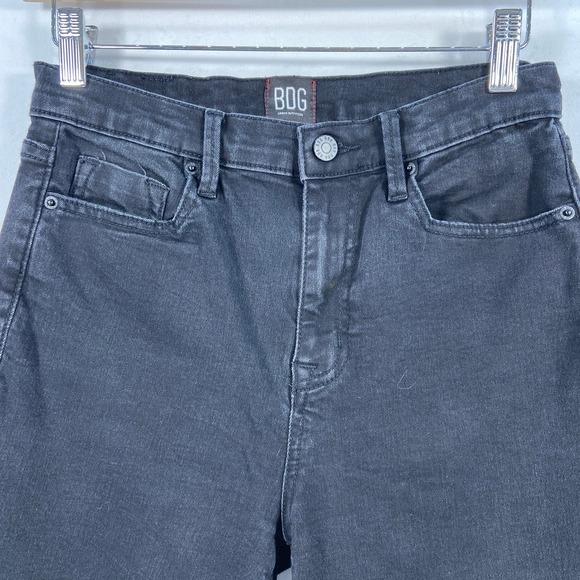 BDG Twig High Rise Cropped Black Jeans Raw Hem 5 Pockets Womens 28 - Picture 2 of 10